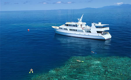 Diving the Great Barrier Reef